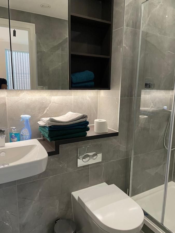 One West Point , Icon Tower Apartment ลอนดอน ภายนอก รูปภาพ