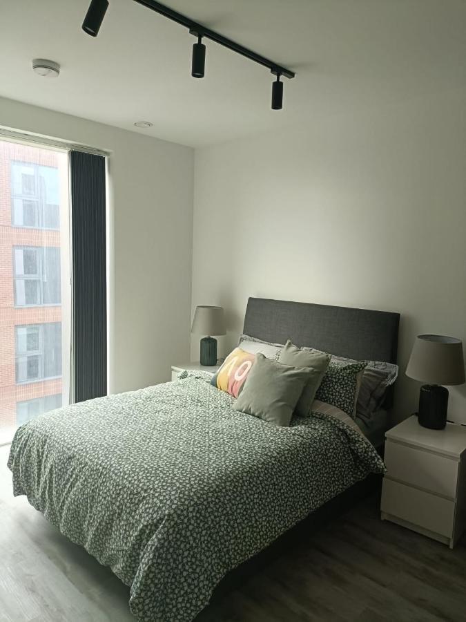 One West Point , Icon Tower Apartment ลอนดอน ภายนอก รูปภาพ