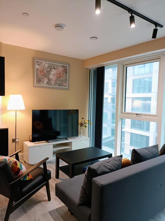 One West Point , Icon Tower Apartment ลอนดอน ภายนอก รูปภาพ